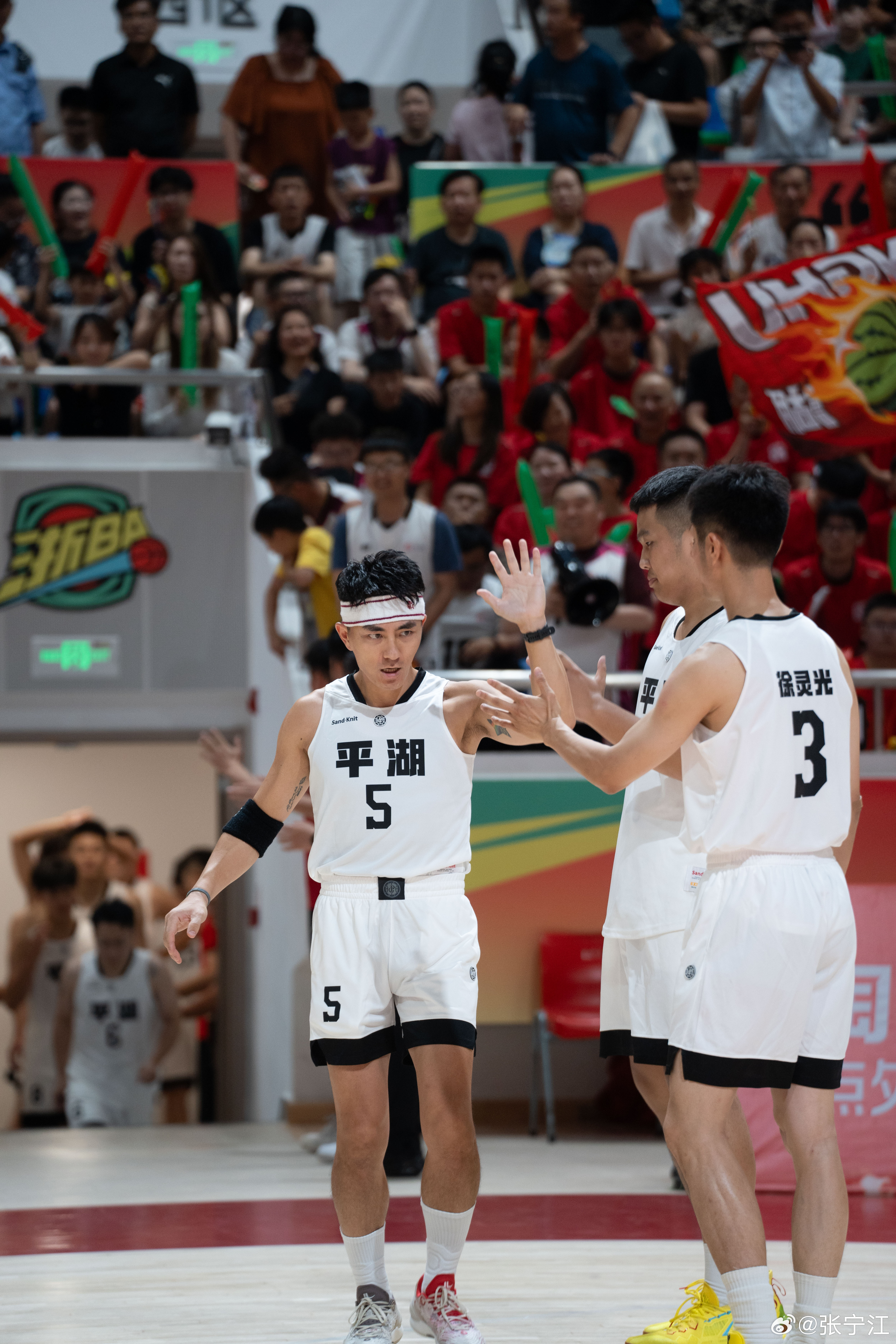 勇士绝杀深圳队，赵继伟点燃赛场